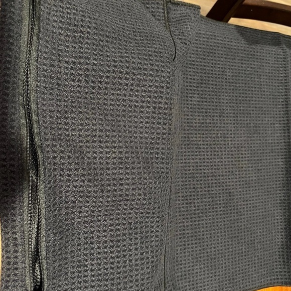 Thirty One Fitness Towel - Picture 4 of 10